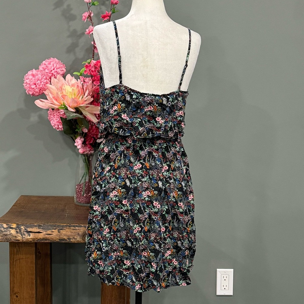 Divided Dress - Picture 4 of 11